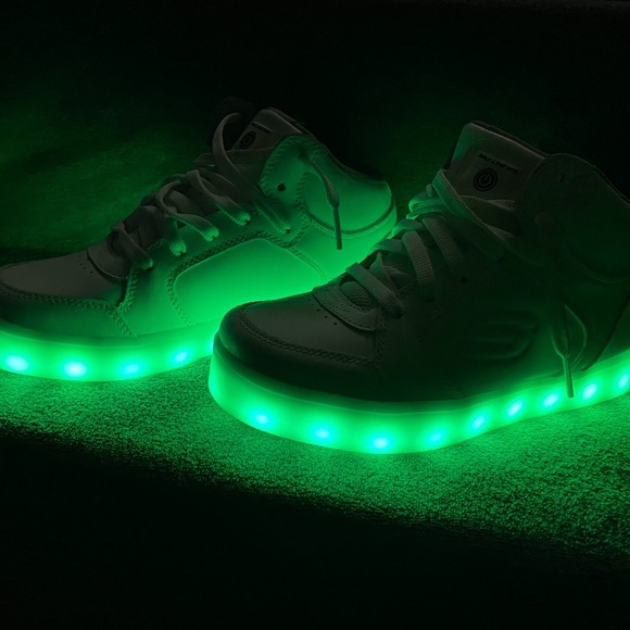 NEW Sketchers Kid's Energy Lights Sneakers - Picture 8 of 10